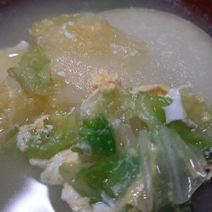 鶏ガラスープで作る白菜ネギ塩スープ